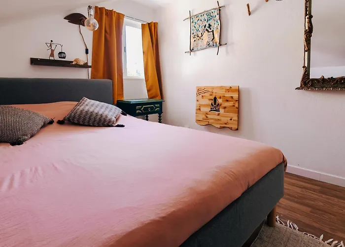 Lisbon Soul Surf Camp Hostel Cascais